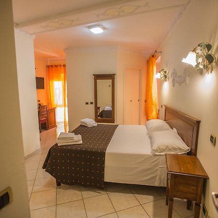 Hotel De Monti โรม ภายนอก รูปภาพ