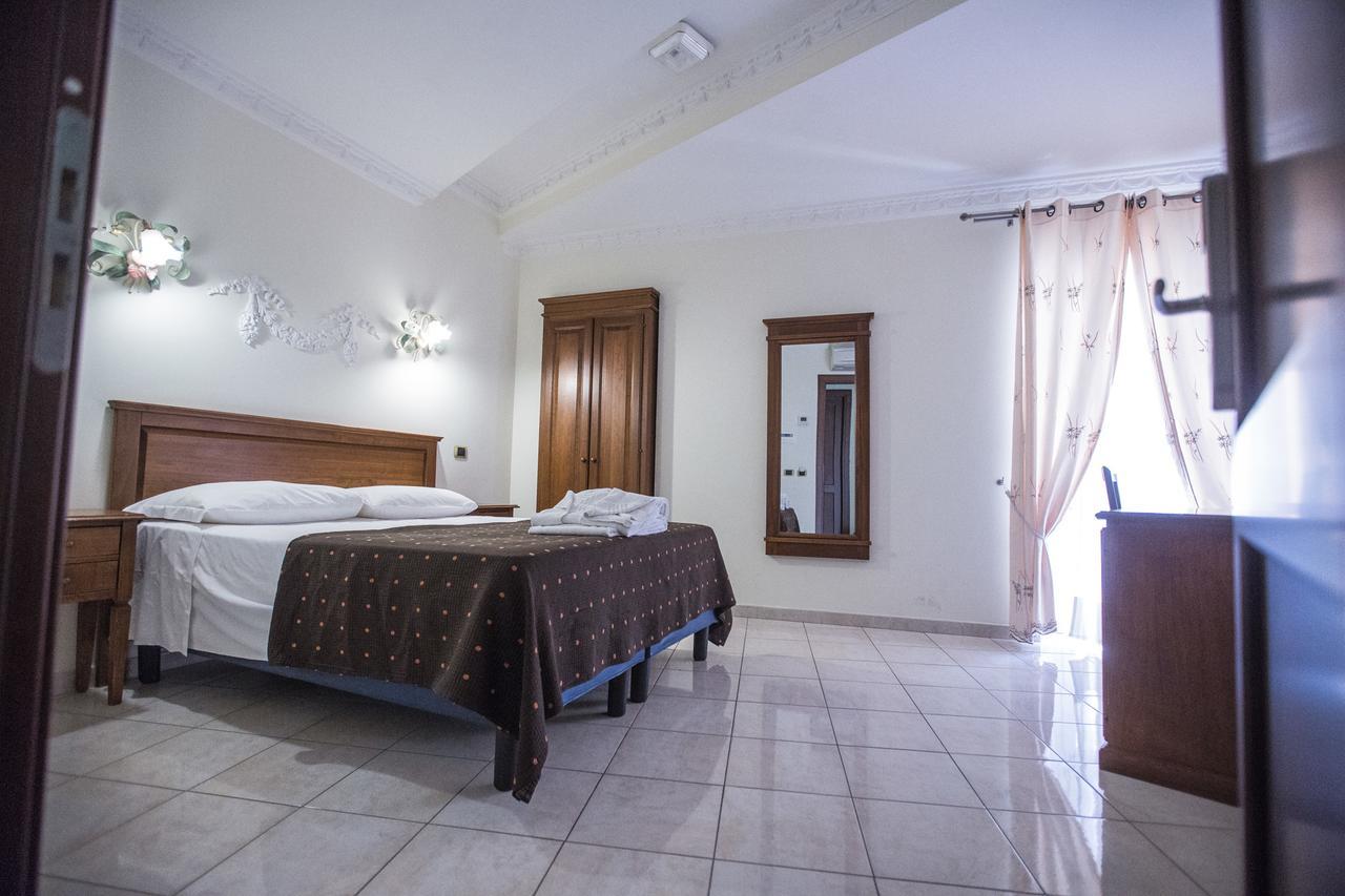 Hotel De Monti โรม ภายนอก รูปภาพ