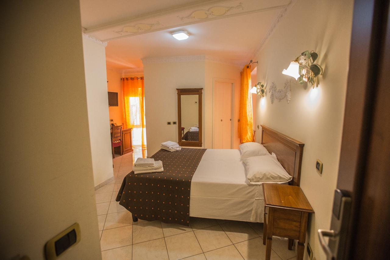 Hotel De Monti โรม ภายนอก รูปภาพ